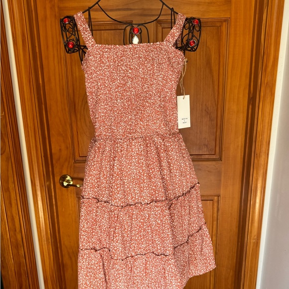 New In, Size Large, Rust & White - Picture 9 of 11